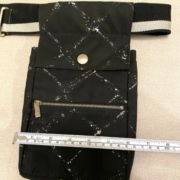 CHANEL Travel Bag - Picture 12 of 16